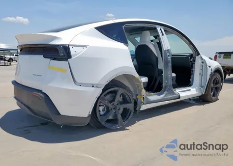 2026 Tesla Model Y из США, поврежденный, VIN 7SAYGDEE3TA395047